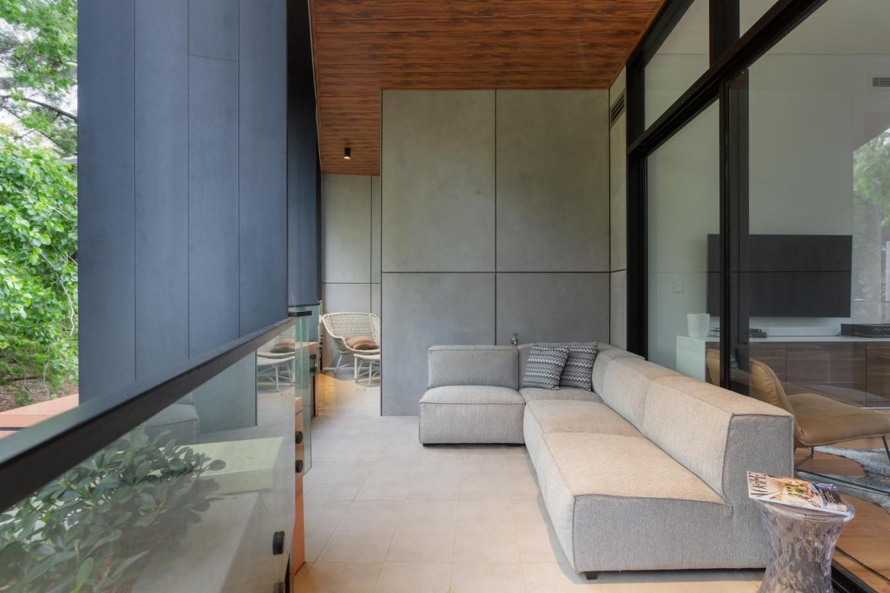 Stylish 2-Bed Apartment With Bbq Patio Near Beach Sydney Exterior photo