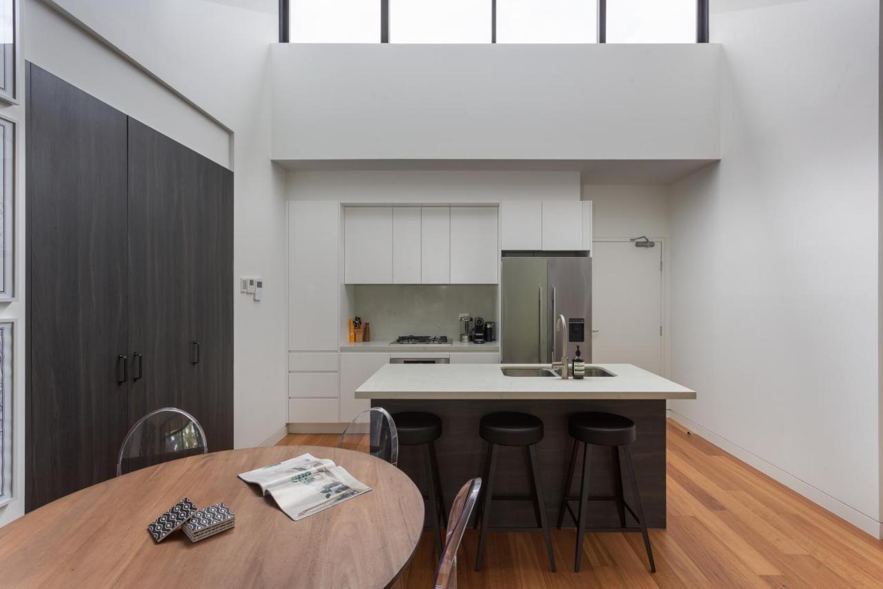 Stylish 2-Bed Apartment With Bbq Patio Near Beach Sydney Exterior photo